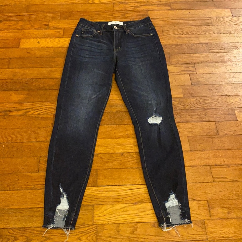 KanCan Estilo distressed raw hem cropped jeans